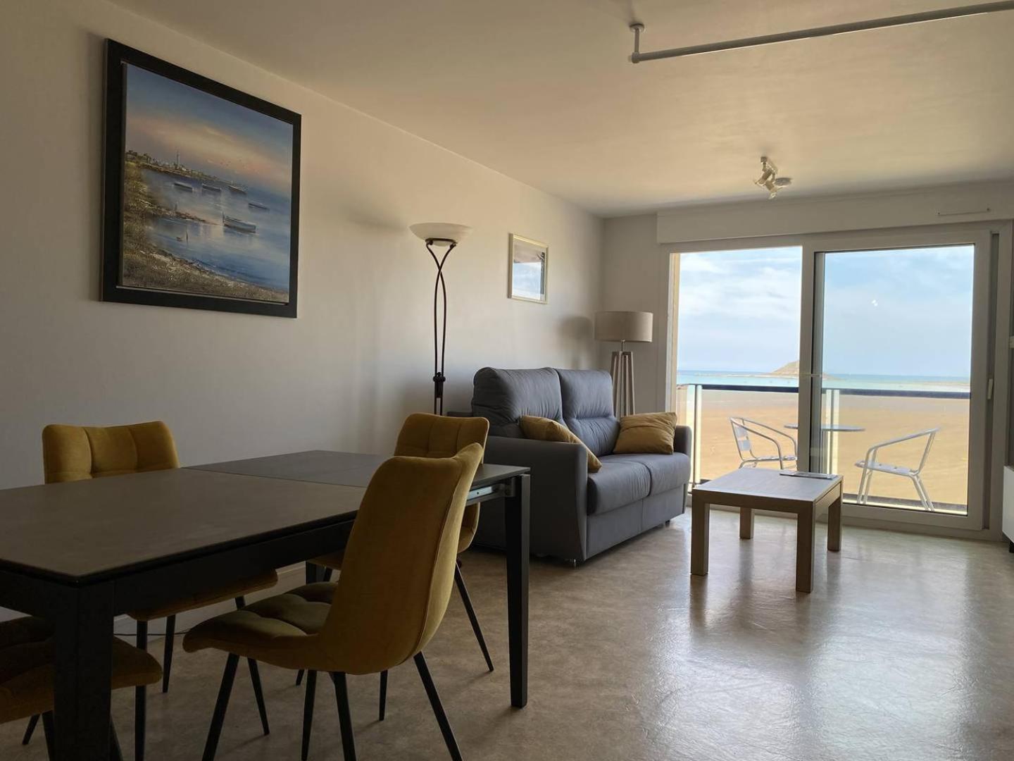 1000 - Sur La Digue Du Val Andre Avec Magnifique Vue Appartement Pleneuf-Val-Andre
